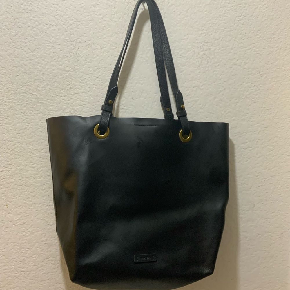 Fossil Leather Tote open top black double handles